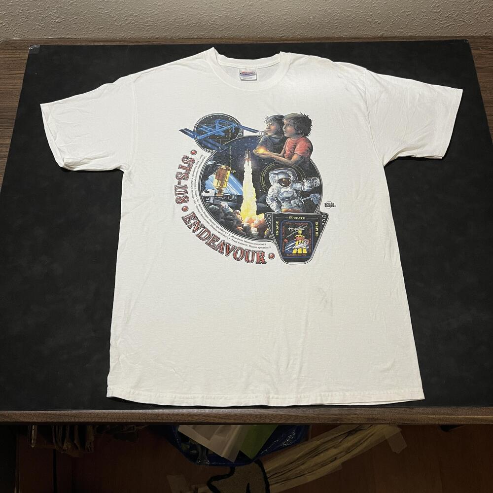 Vintage NASA STS-118 Endeavour Shirt Mens Large Space Shuttle Astronaut 2000s